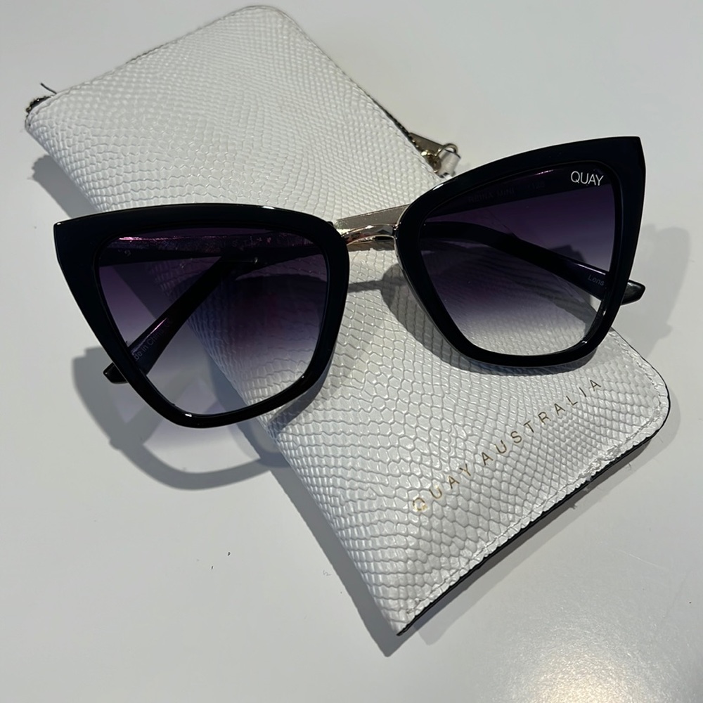 Quay Reina Mini Sunglasses!